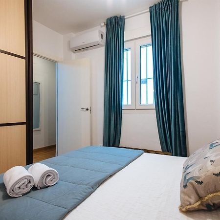 Feijoo Suite Apartment Севиля Екстериор снимка