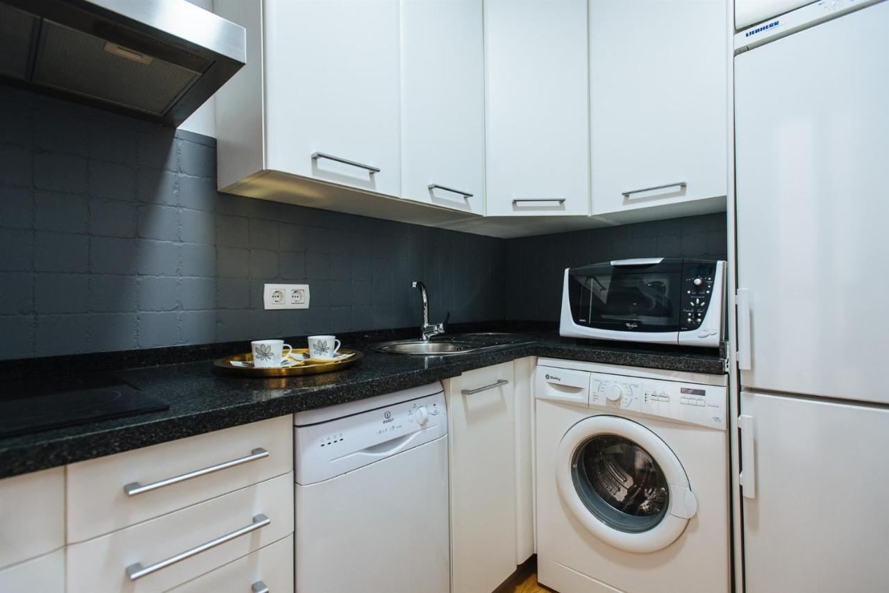Feijoo Suite Apartment Севиля Екстериор снимка